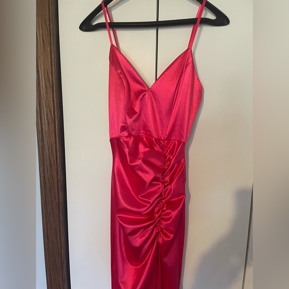 Hot pink silk prom dress - Picture 3 of 4